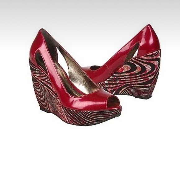 Carlos Santana Shoes - CARLOS SANTANA  | ATTRACTION | SIZE 7.5  | WEDGE HEEL | PEEP TOE